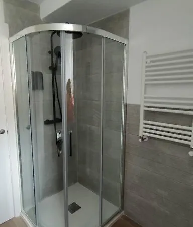 Laurana Apartment *